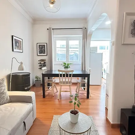 Guest house Alameda Urban *