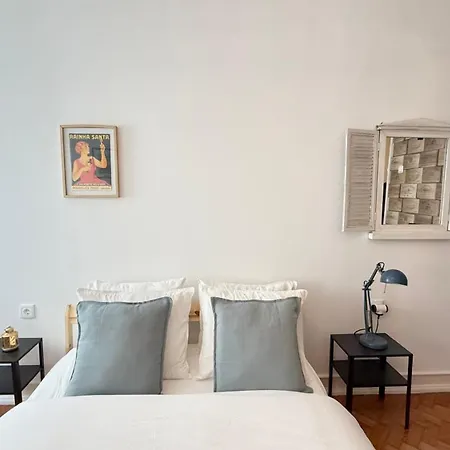 Alameda Urban بيت ضيافة