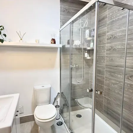Alameda Urban 3*
